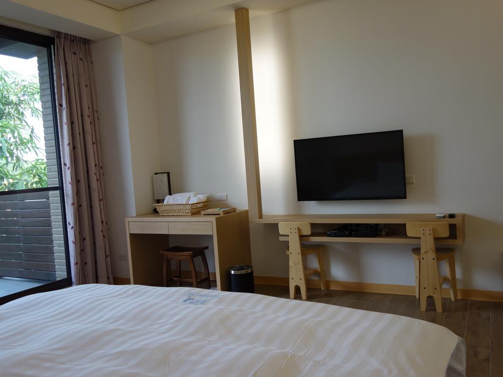 兩腳詩集綠活學旅 L 全自助入住平日旅館 L Jiji Exterior photo